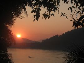 Tramonto Laos